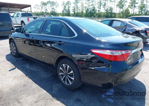 2016 Toyota Camry Le z USA, uszkodzony, nr VIN 4T1BF1FK9GU129729
